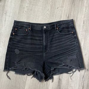 American Eagle ‘90s Boyfriend Denim Shorts